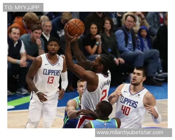 东契奇与詹姆斯联手助力混合双打进攻升级老詹迎来职业生涯最轻松赛季