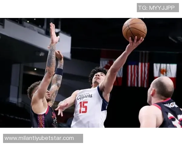 克莱汤普森状态回暖已确认出战今日对快船比赛