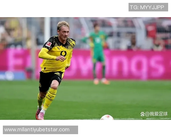 多特21岁前锋保利纳引多队关注球员有意冬窗转会寻新挑战 多特21岁前锋保利纳引多队关注球员有意冬窗转会寻新挑战