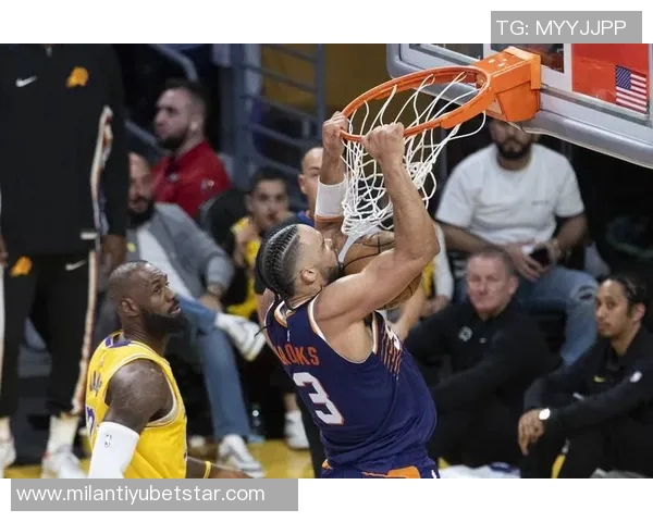 狄龙谈球队表现詹姆斯得分10分里夫斯实际得分16分防守实力跻身联盟前五 狄龙谈球队表现詹姆斯得分10分里夫斯实际得分16分防守实力跻身联盟前五