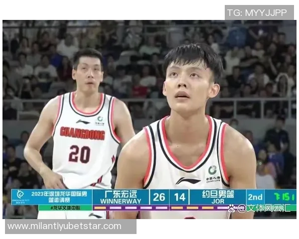 文班半场表现抢眼尽管失误增多依然贡献11分8板2帽