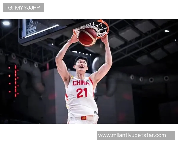 胡金秋半场表现出色6投4中贡献8分2篮板助力球队稳定发挥 胡金秋半场表现出色6投4中贡献8分2篮板助力球队稳定发挥